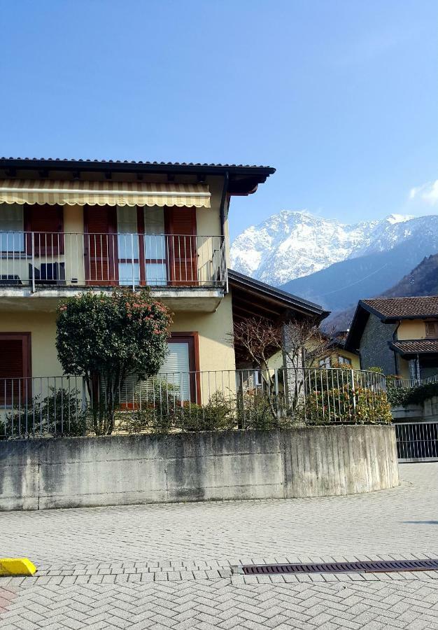 A Due Passi Dalla Spiaggia Colico Exterior photo